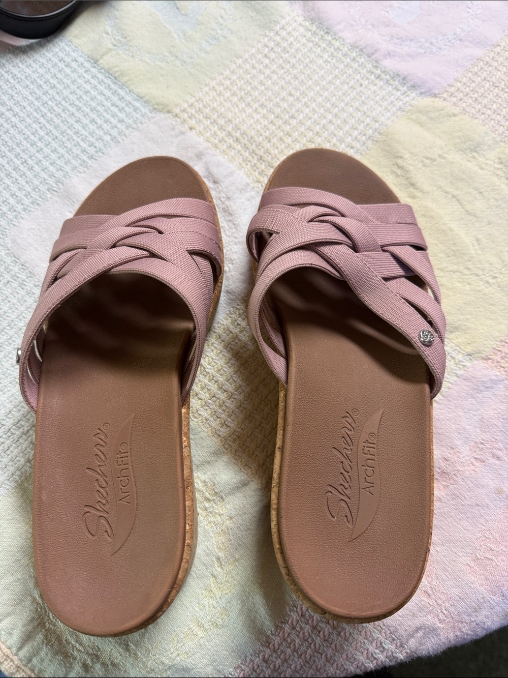 Skechers Woven Slide Sandals in Dusty Rose and Brown size 8